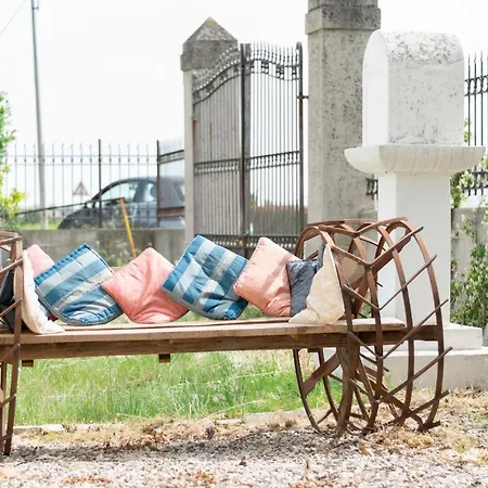 Rustico Quercetta Apartmán *